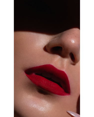Liquid Lipstick Mattemorphosis® — Devil Wears Red