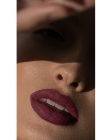 Liquid Lipstick Mattemorphosis® — Peggy Brown
